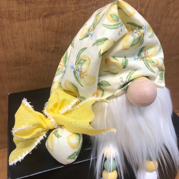Lemon Blossoms Gnome Beaded Legs Reduced Shipping - Picture 3 of 4